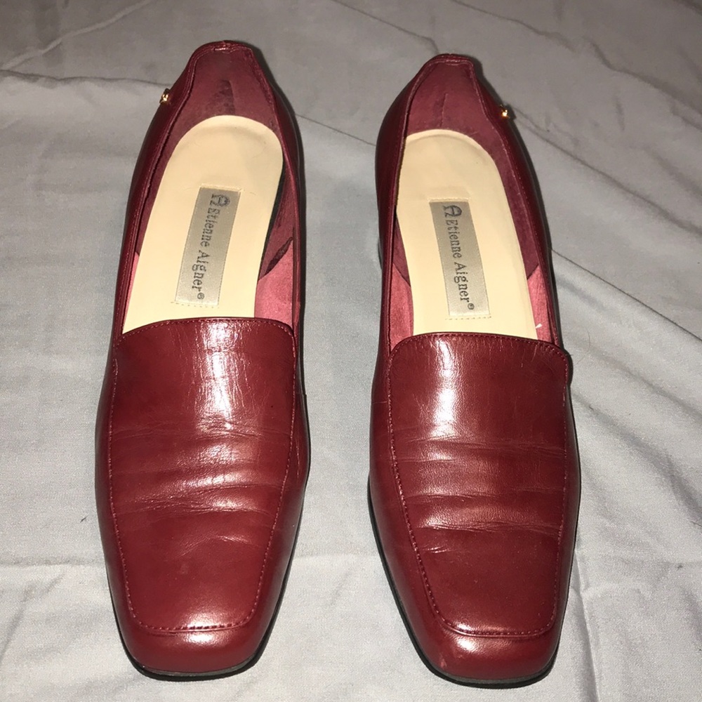 Etienne Aigner Flats